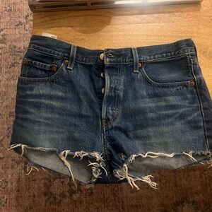 Levi Jean shorts style 501 fringe
